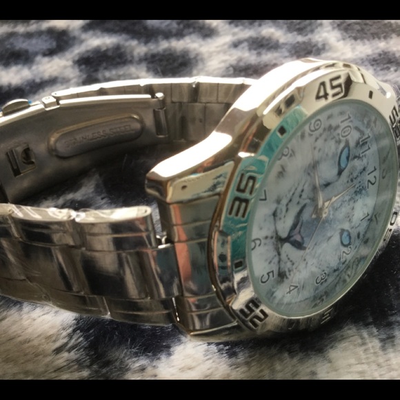 NEW STAINLESS STEEL CHROME SNOW LEOPARD WATCH - Picture 3 of 5